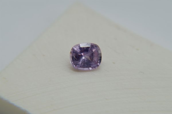 Pastel Violet Sapphire - Rectangular - 1.30 ct - COR authenticated