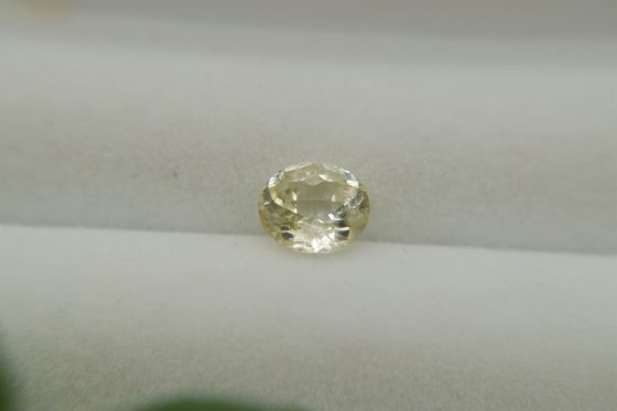 Pastel Yellow Sapphire - Oval - 1.30 ct