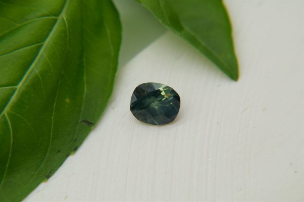 Greenish-Blue Sapphire - Rectangular - 1.05 ct