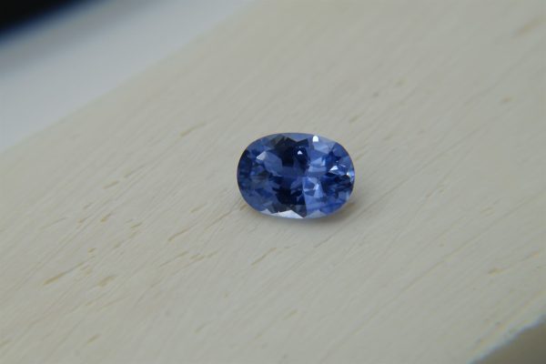 Velvet Blue Sapphire - Oval - 1.40 ct - IGL certified