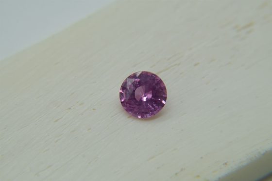 Vivid Pastel Pink Sapphire - Round - 1.206 ct - IGL certified