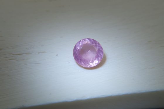 Rare: Neon Fire Pink Mahenge Spinel - Round - 1.15 ct - COR authenticated